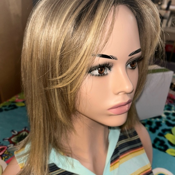 Estetica Sky Wig - Picture 2 of 6